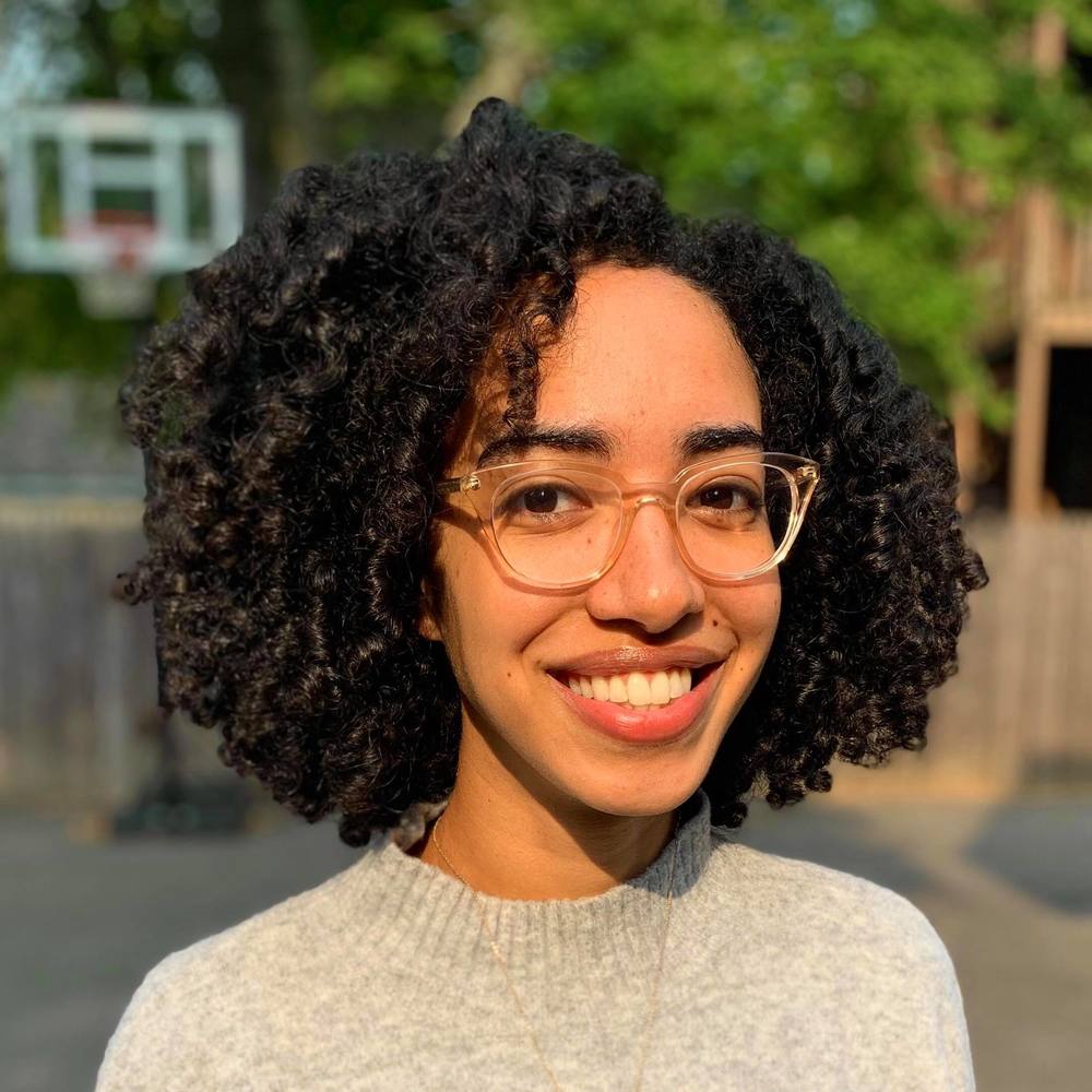 Meet your Posher, Alexandra